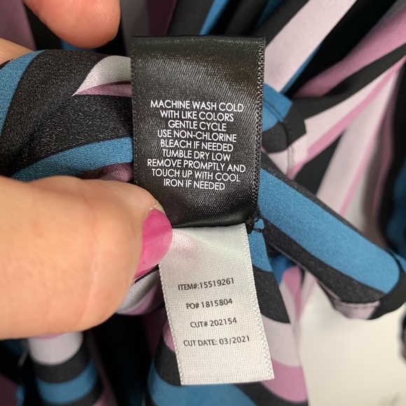 Torrid Georgette Bow Tie Stripe Blouse Top W-508 Plus Size 2X - Picture 9 of 11